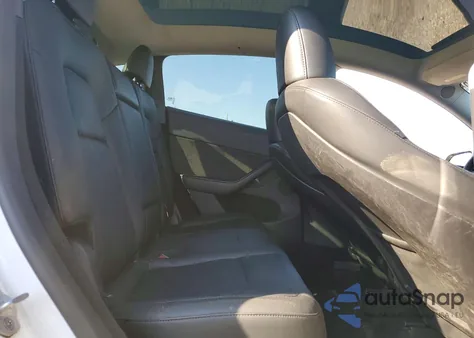 2023 Tesla Model Y из США, поврежденный, VIN 7SAYGDEE7PA122764